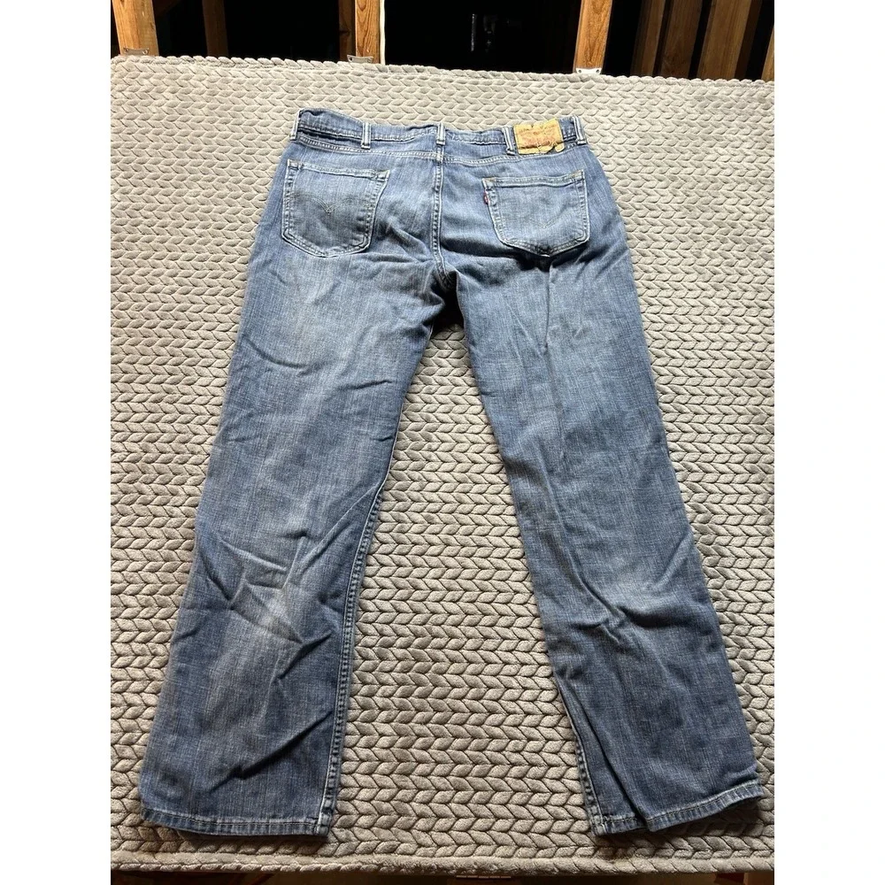 Levi's 514 Straight Fit Jeans Mens 38x32 Blue Medium Wash Denim Pants
